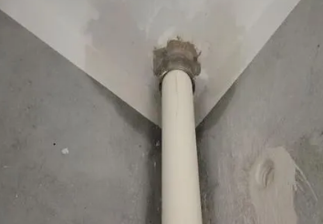 石龙卫生间测漏水之渗水防护